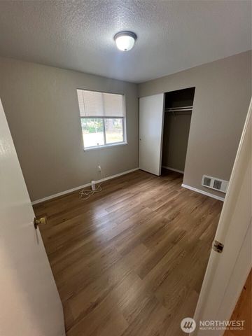 20508 51st Ave Ct E, Spanaway, WA 98387