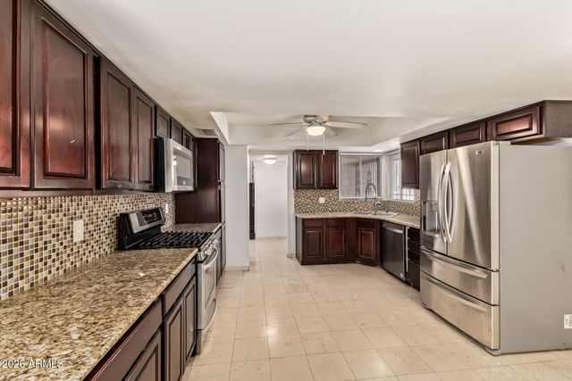 8625 E OSBORN Road, Scottsdale, AZ 85251