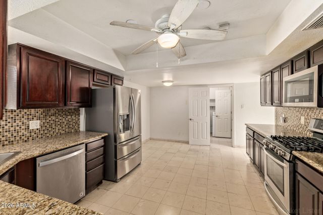 8625 E OSBORN Road, Scottsdale, AZ 85251