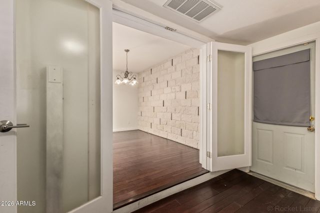 8625 E OSBORN Road, Scottsdale, AZ 85251