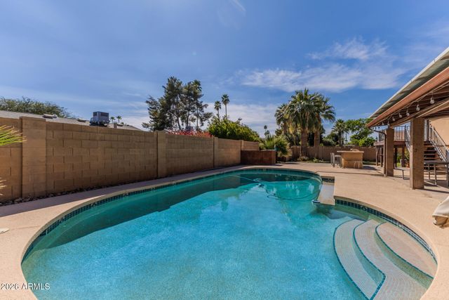 8625 E OSBORN Road, Scottsdale, AZ 85251