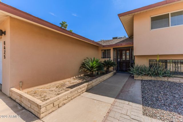 8625 E OSBORN Road, Scottsdale, AZ 85251