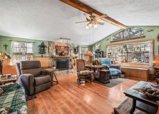 1295 N US 301, Sumterville, FL 33585