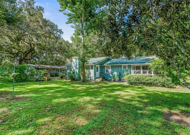 1295 N US 301, Sumterville, FL 33585