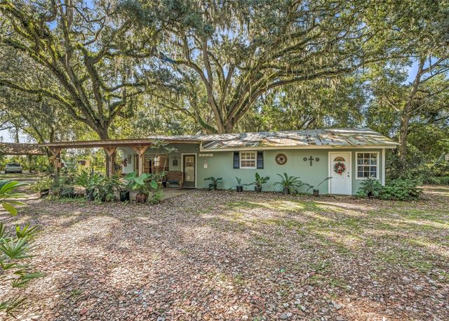 1295 N US 301, Sumterville, FL 33585
