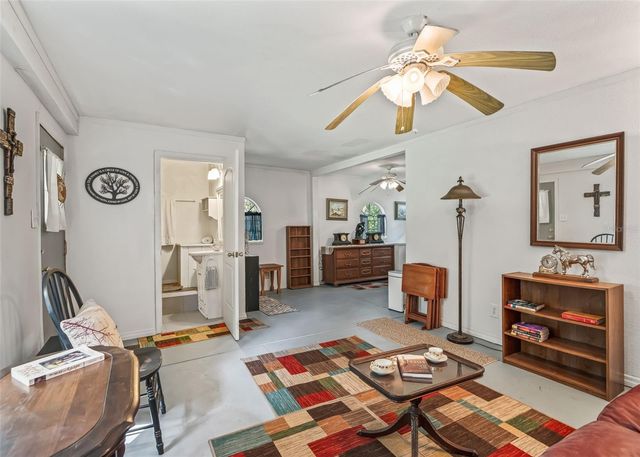 1295 N US 301, Sumterville, FL 33585