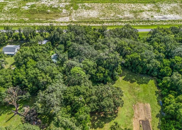 1295 N US 301, Sumterville, FL 33585