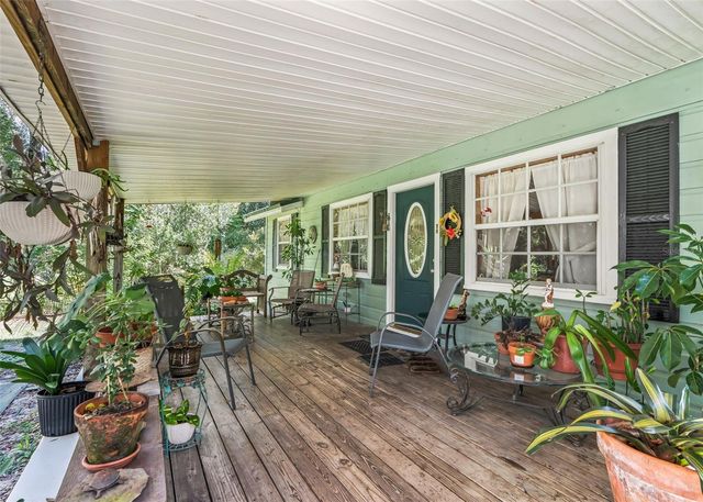 1295 N US 301, Sumterville, FL 33585