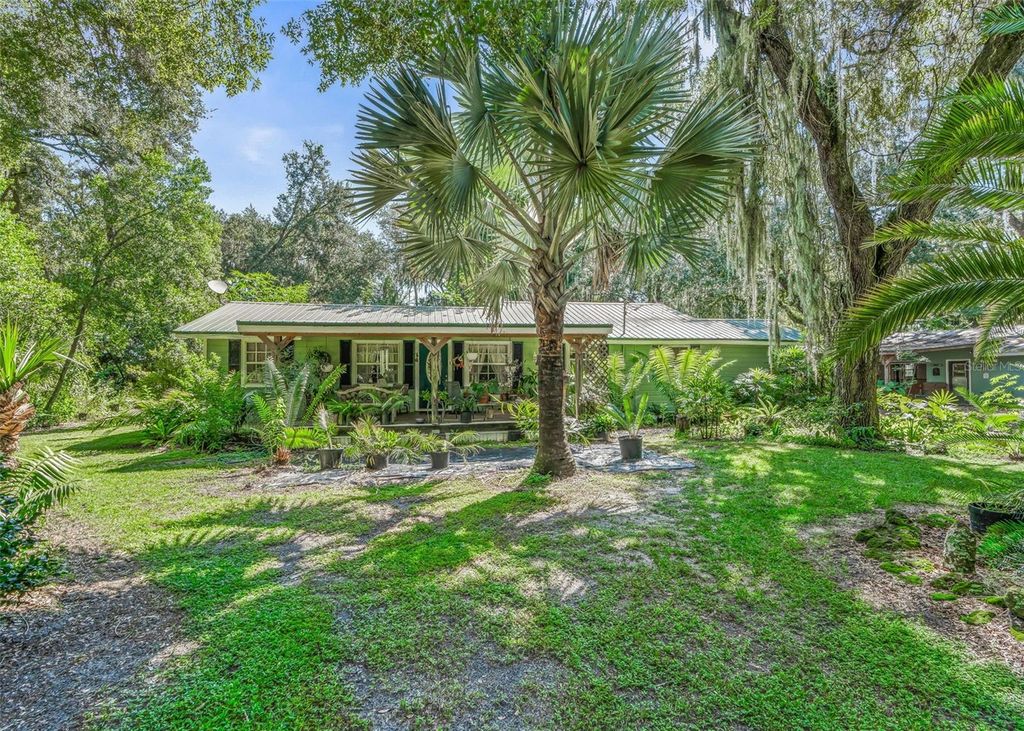 1295 N US 301, Sumterville, FL 33585
