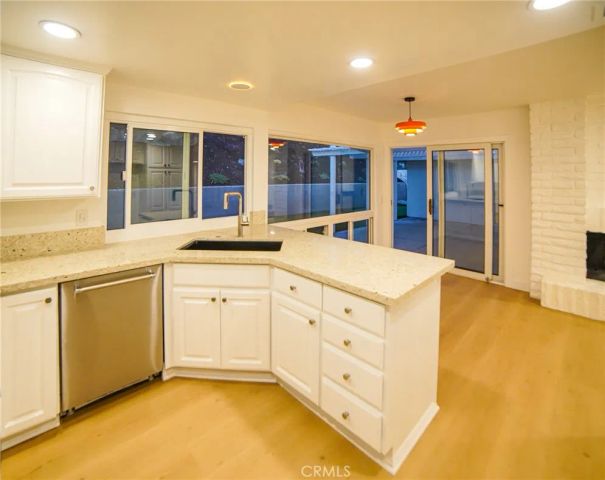 1344 Avolencia, Fullerton, CA 92835