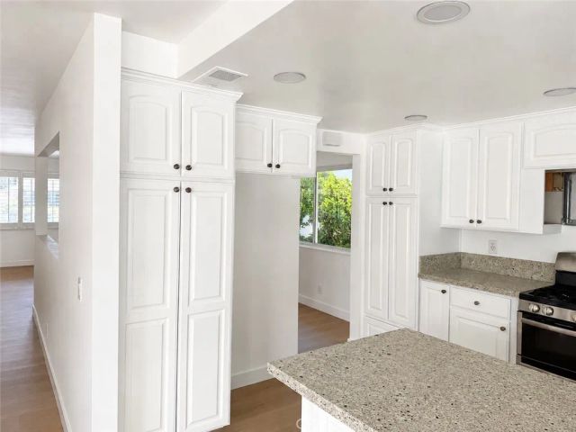 1344 Avolencia, Fullerton, CA 92835