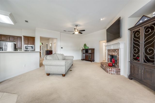 2213 Dove Meadow Drive, Flower Mound, TX 75028