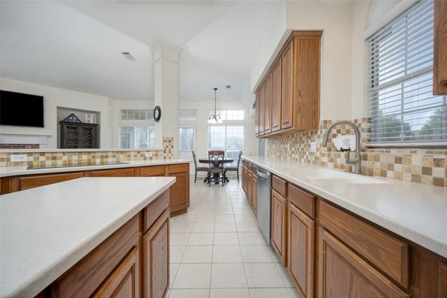 2213 Dove Meadow Drive, Flower Mound, TX 75028