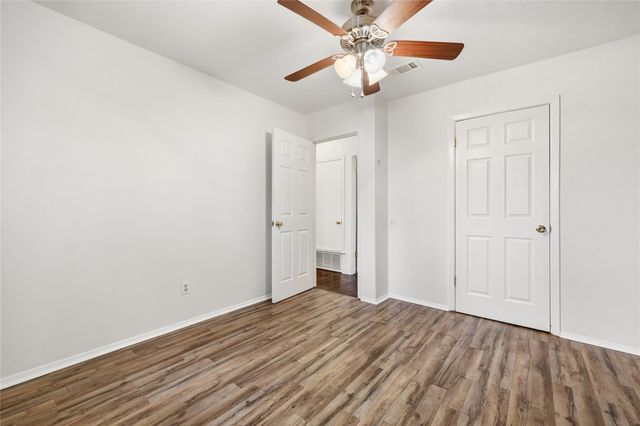 1115 Sycamore ST, San Marcos, TX 78666