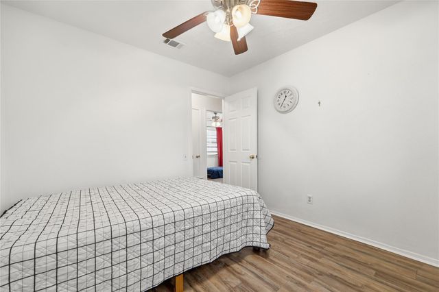 1115 Sycamore ST, San Marcos, TX 78666