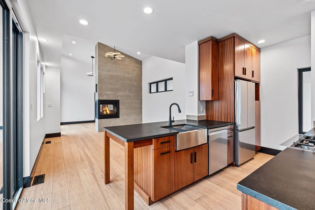 1808 Garfield Bay Rd, Sagle, ID 83860 photo 14