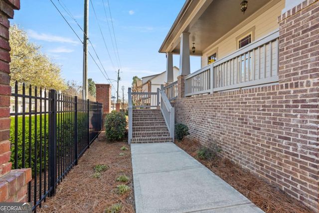 1566 Roswell Street SE, Smyrna, GA 30080