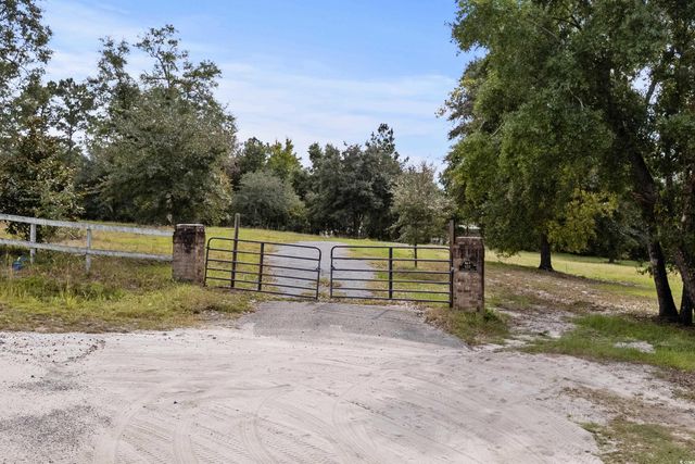 688 Cherokee Dr., Georgetown, SC 29440