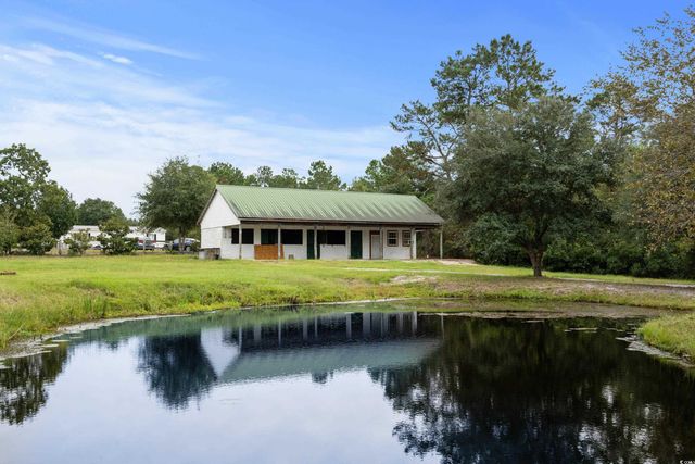 688 Cherokee Dr., Georgetown, SC 29440