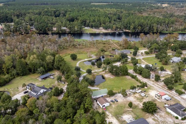 688 Cherokee Dr., Georgetown, SC 29440