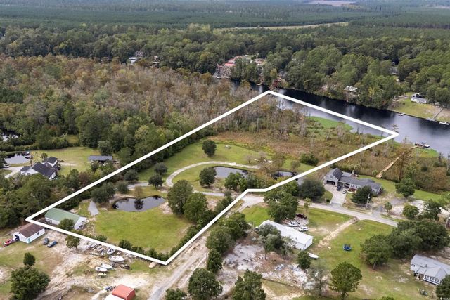 688 Cherokee Dr., Georgetown, SC 29440