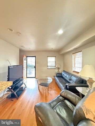 3321 18TH PL SE, Washington, DC 20020