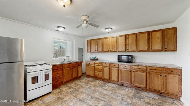 3334 Mt Washington Rd, Taylorsville, KY 40071