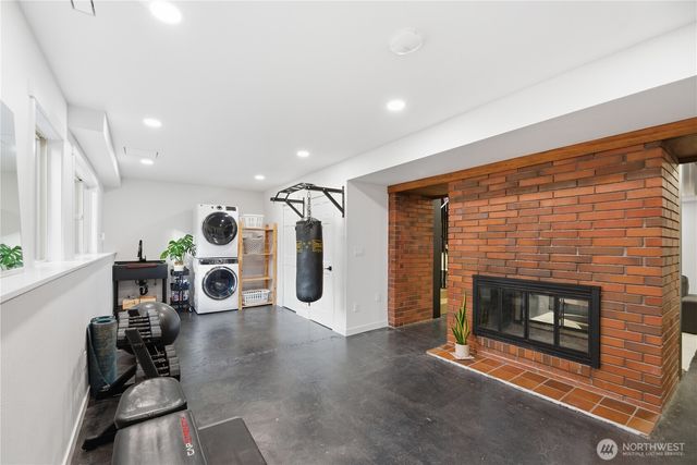 25330 157th Place SE, Covington, WA 98042