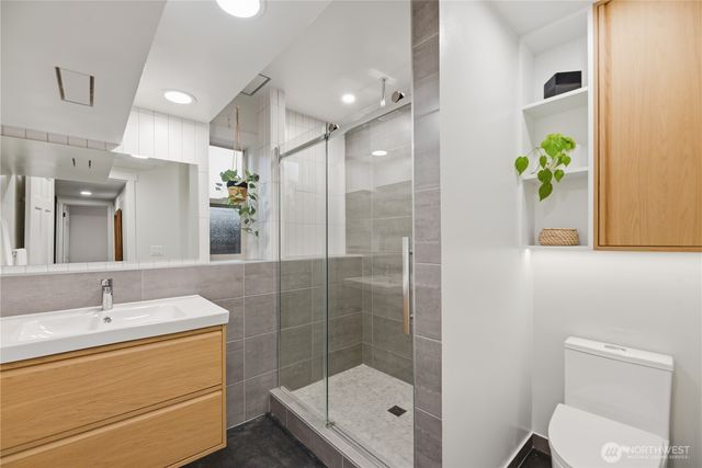 25330 157th Place SE, Covington, WA 98042