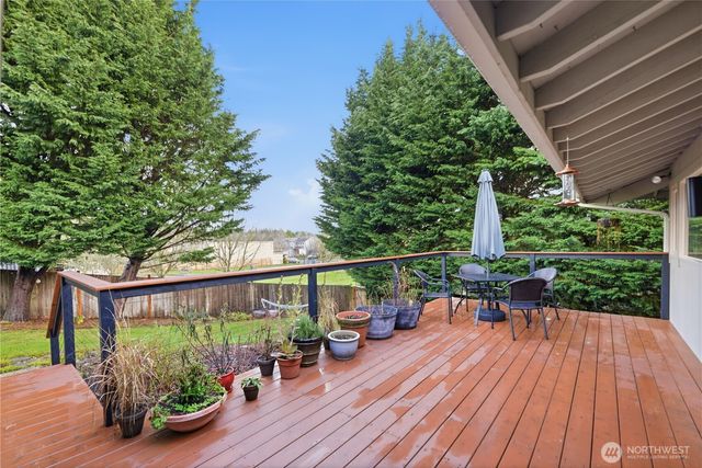 25330 157th Place SE, Covington, WA 98042