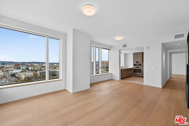 889 Francisco Street 1806, Los Angeles, CA 90017