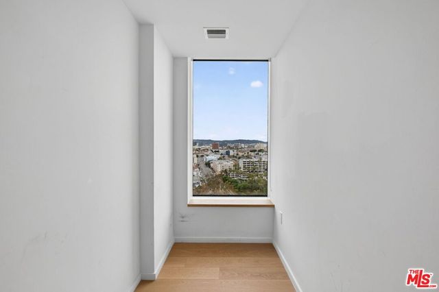 889 Francisco Street 1806, Los Angeles, CA 90017