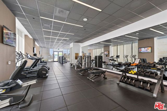 889 Francisco Street 1806, Los Angeles, CA 90017