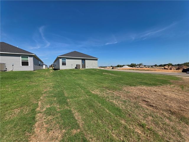 400 Beaunoir Avenue, Lowell, AR 72745