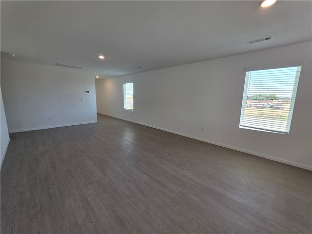 400 Beaunoir Avenue, Lowell, AR 72745