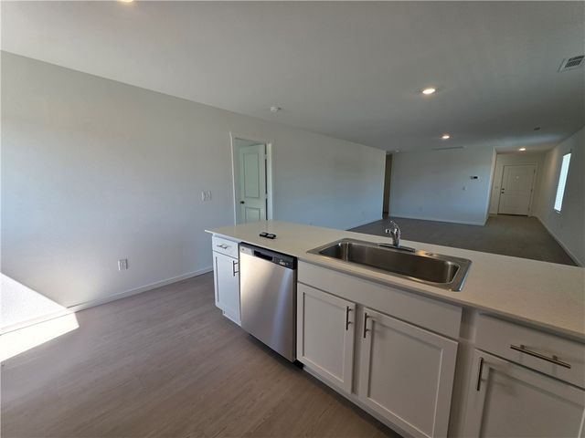 400 Beaunoir Avenue, Lowell, AR 72745