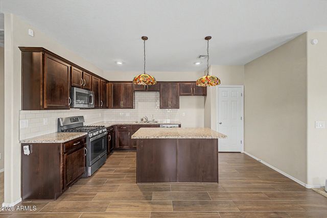 185 W JAMAICA Place, Casa Grande, AZ 85122