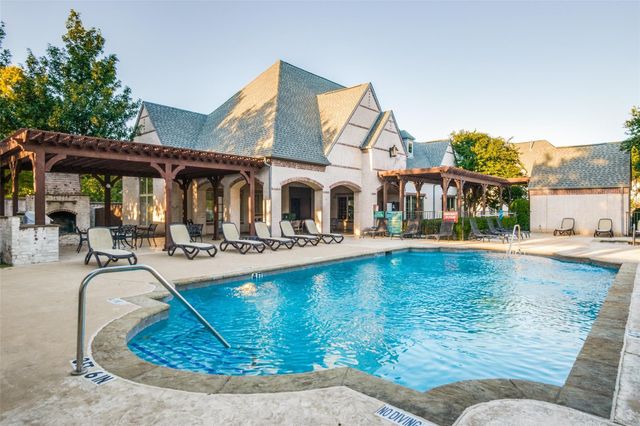 814 Calcot Drive, Coppell, TX 75019