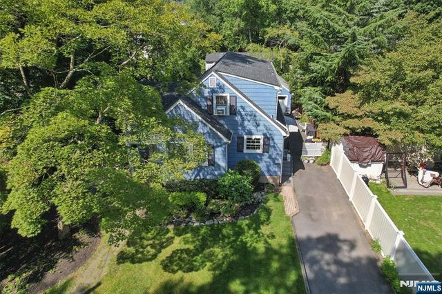 2 Newark Avenue, Westwood, NJ 07675