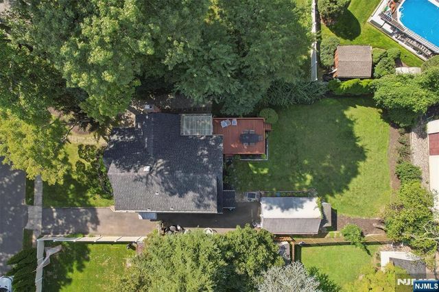 2 Newark Avenue, Westwood, NJ 07675