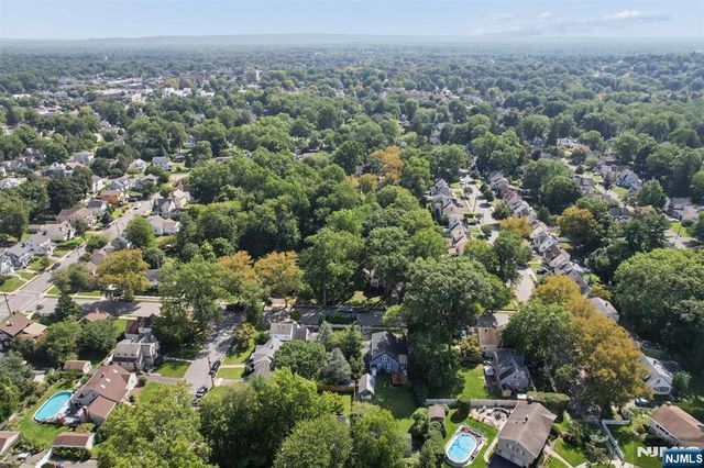 2 Newark Avenue, Westwood, NJ 07675