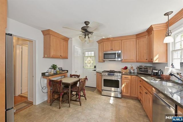 2 Newark Avenue, Westwood, NJ 07675