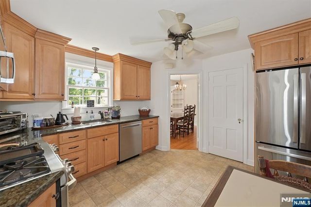 2 Newark Avenue, Westwood, NJ 07675