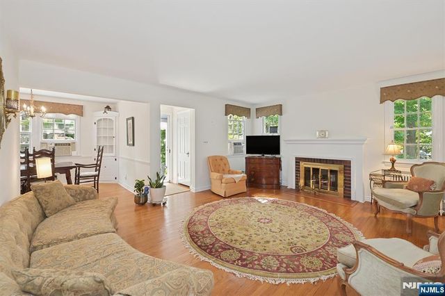 2 Newark Avenue, Westwood, NJ 07675