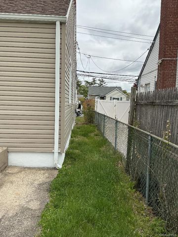 296 Chester Street, Uniondale, NY 11553