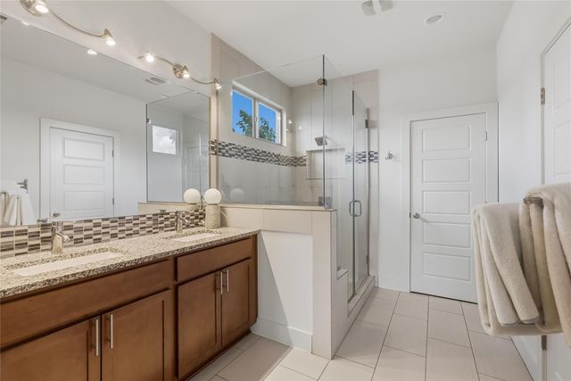 1807 Ulit Ave A, Austin, TX 78702