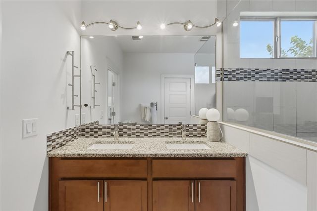 1807 Ulit Ave A, Austin, TX 78702