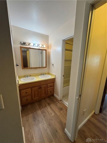 3254 Gambit Square, Dayton, OH 45449