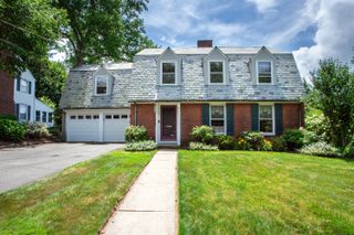 23 Mountain View Drive, West Hartford, CT 06117