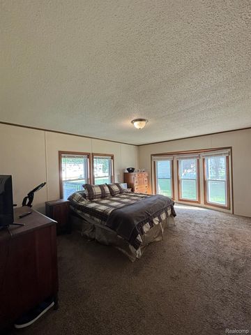 18 Timber Court, Genesee Charter Township, MI 48506